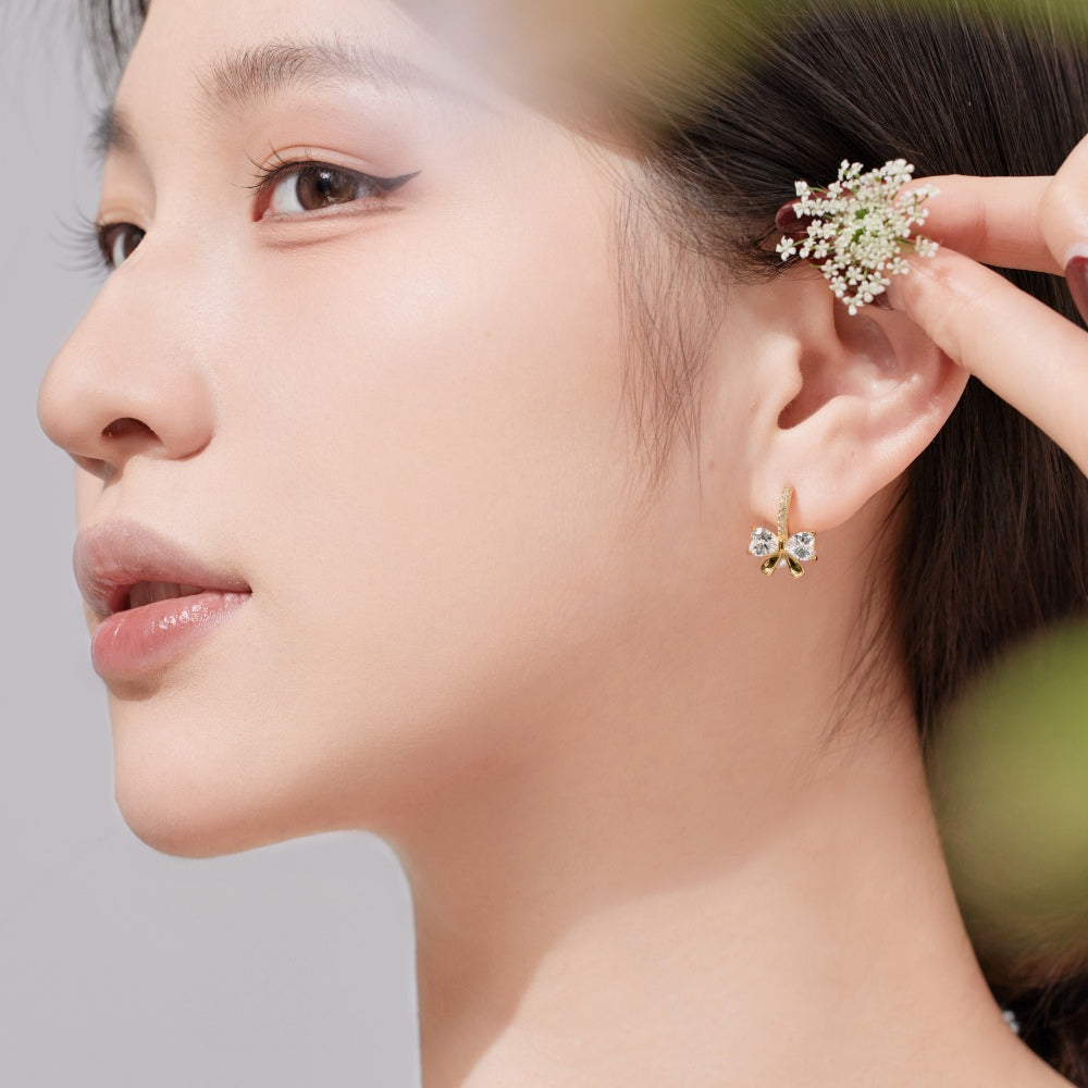 Bow earrings